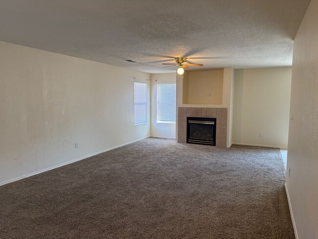 7323 Quartzite Ave NW in Albuquerque, NM - Building Photo - Building Photo