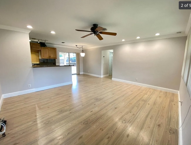 9457 SW 51st Pl in Cooper City, FL - Building Photo - Building Photo
