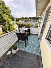 21 Tip Top St, Unit 2 in Boston, MA - Foto de edificio - Building Photo