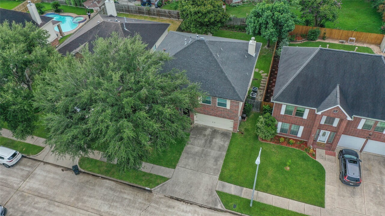 6219 Summerville Ln in Houston, TX - Building Photo