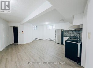 120 Spencer Ave in Toronto, ON - Building Photo - Building Photo