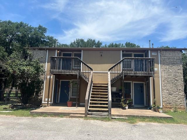 property at 501 Hedgewood Dr