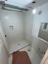 188 Broadway in Huntington Station, NY - Building Photo - Building Photo
