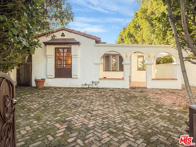 property at 449 N Sweetzer Ave