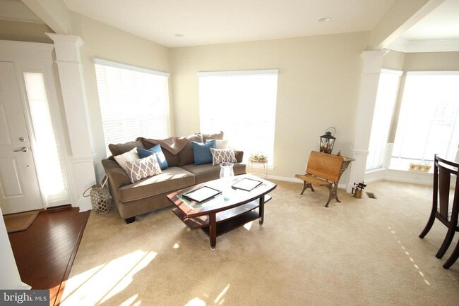 299 N Caldwell Cir in Downingtown, PA - Building Photo - Building Photo