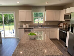 1013 Sharron Crk Dr in Shallotte, NC - Building Photo - Building Photo