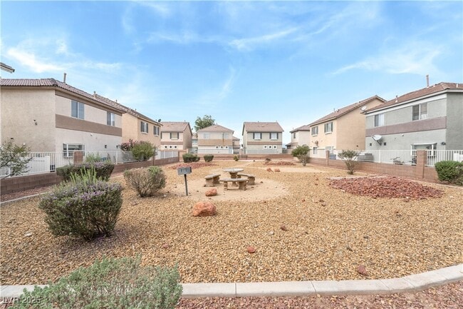 2283 Windmill Grove Ct in Las Vegas, NV - Building Photo - Building Photo