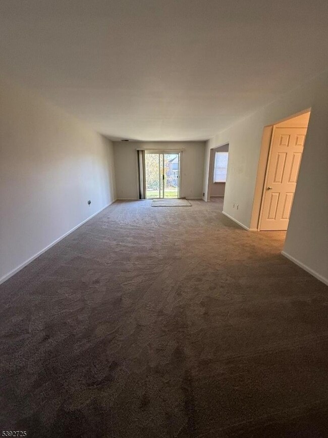 5111 Austin Ct in Hackettstown, NJ - Building Photo - Building Photo