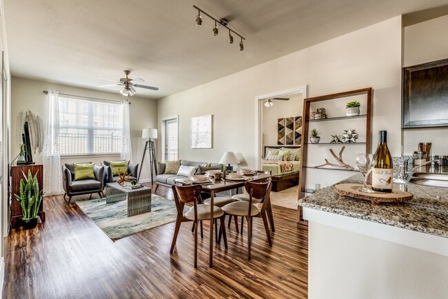 1406 Columbus St in Houston, TX - Foto de edificio - Building Photo