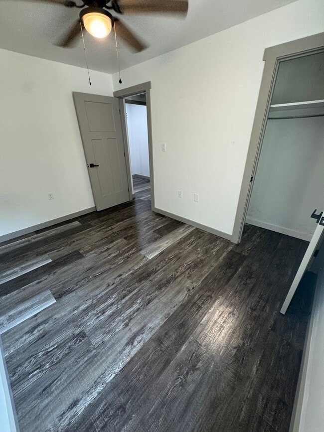 534 Lee St, Unit Apt. 3 in Martin, TN - Foto de edificio - Building Photo