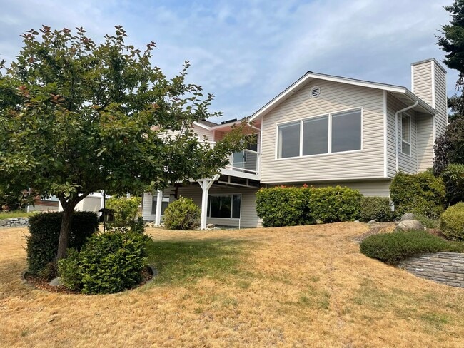 4412 Bryce Dr in Anacortes, WA - Building Photo - Building Photo