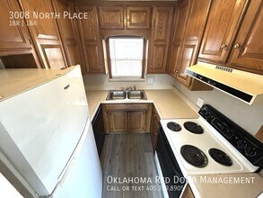 3008 North Pl in Oklahoma City, OK - Building Photo - Building Photo