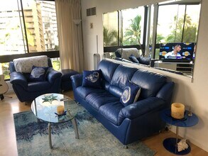 300 Wai Nani Way, Unit 801 in Honolulu, HI - Building Photo - Building Photo