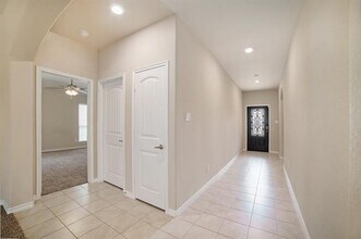 2104 Lake Pine Dr in Little Elm, TX - Building Photo - Building Photo
