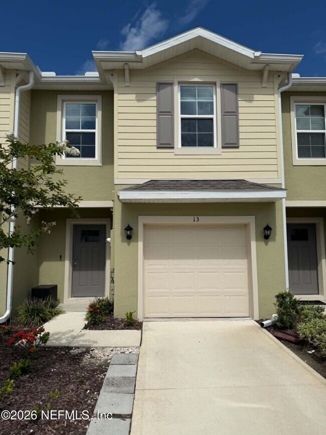 property at 13 Bella Oaks Dr