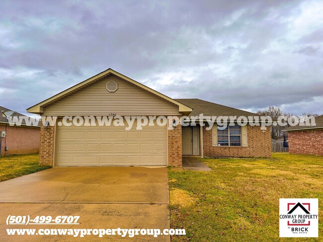 1740 Longfellow Dr in Conway, AR - Building Photo - Building Photo