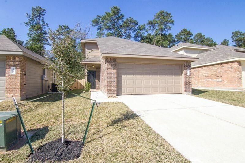 13939 Westfield Dr in Willis, TX - Building Photo