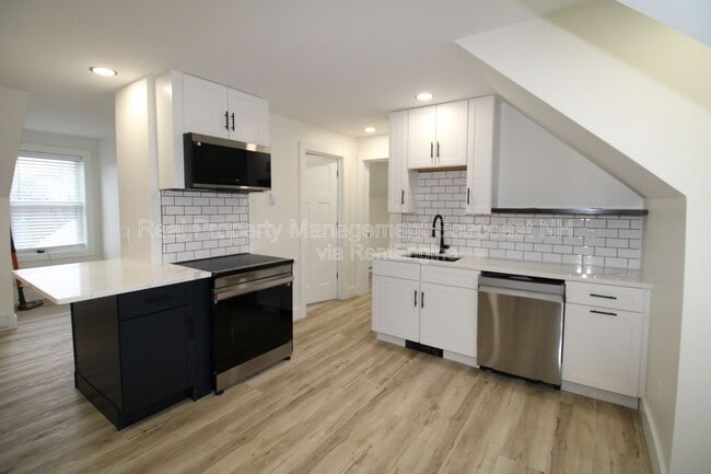 property at 253 1st NH Turnpike