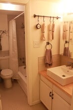 1050 N Lafayette St, Unit Majorca Condo's #302 in Denver, CO - Foto de edificio - Building Photo