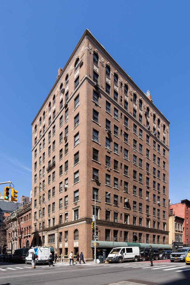 944-952 Lexington Ave in New York, NY - Building Photo - Building Photo