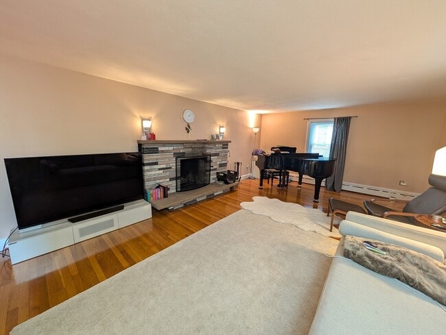 property at 276 Linwood Ave