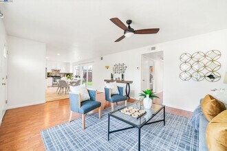 2257 Goldcrest Cir in Pleasanton, CA - Building Photo - Building Photo