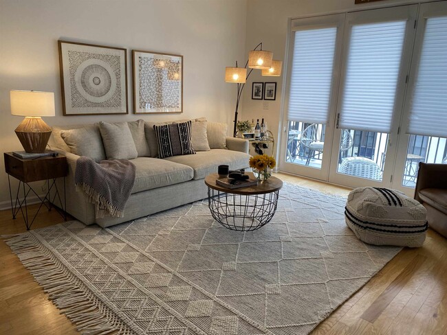 1200 Grand St in Hoboken, NJ - Building Photo - Building Photo