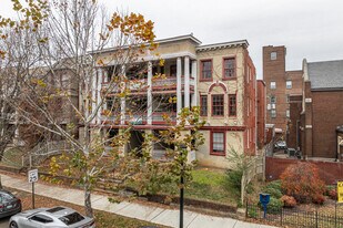 1102-1108 W Grace St in Richmond, VA - Building Photo