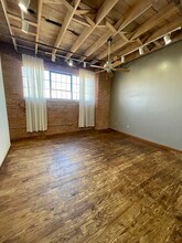 220 S 2nd St in Waco, TX - Building Photo - Building Photo