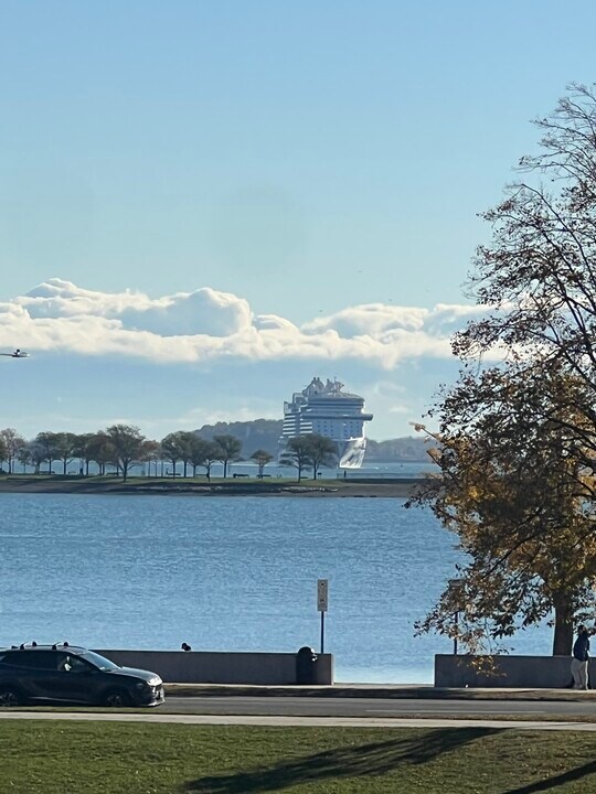 53 Farragut Rd, Unit Apartment 2 in Boston, MA - Building Photo