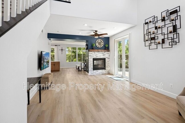 68 Plateau in Aliso Viejo, CA - Building Photo - Building Photo