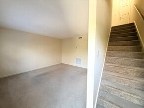 339 8th Ave Dr NW in Hickory, NC - Building Photo - Building Photo