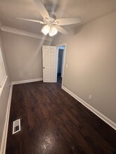 4431 The Paseo in Kansas City, MO - Foto de edificio - Building Photo