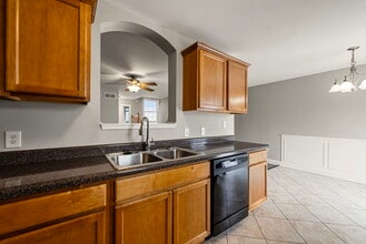 412 N Grainger Ln in Cortland, IL - Building Photo - Building Photo
