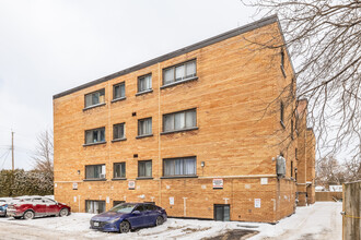 1494 Lepage Ave in Ottawa, ON - Building Photo - Building Photo