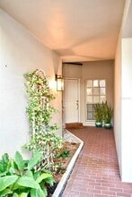 4230 Arborwood Ln in Tampa, FL - Building Photo - Building Photo