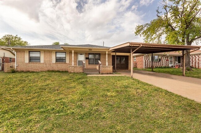 709 NE 79th Pl