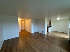 3819 130th Ln SE in Bellevue, WA - Building Photo - Building Photo