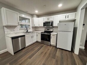 3325 Valley Park Ave in Columbus, OH - Building Photo - Building Photo
