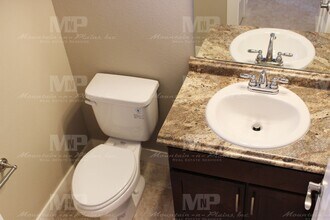 2245 Adobe Dr in Fort Collins, CO - Building Photo - Building Photo