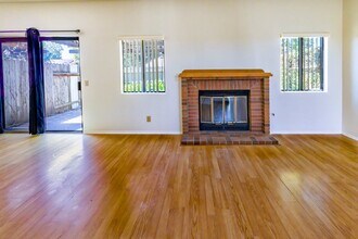 2421 Mohican Ln in Ventura, CA - Building Photo - Building Photo