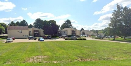 170 E 2nd St in Perrysville, OH - Building Photo - Building Photo