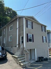 47 Gilbert St in Derby, CT - Building Photo - Building Photo