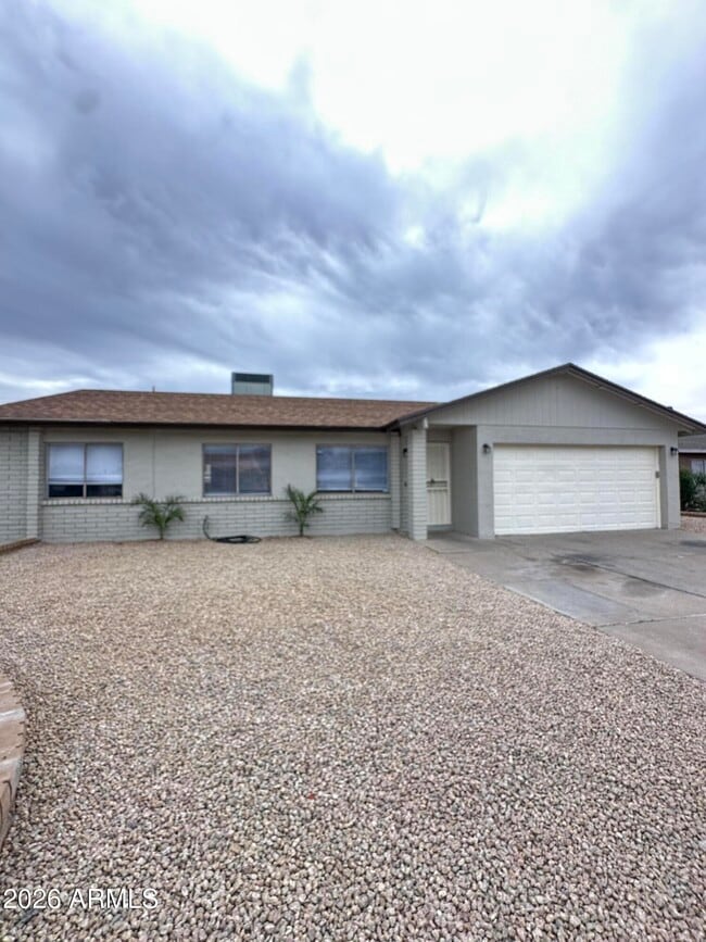 property at 11017 W Monterosa St