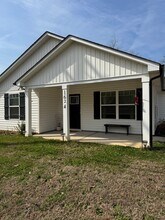 1624 S Center St in Hickory, NC - Building Photo - Building Photo