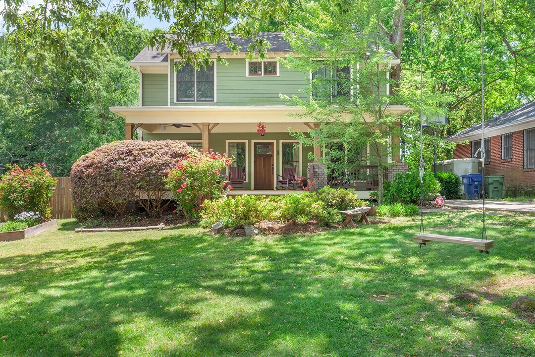 1385 Metropolitan Ave SE in Atlanta, GA - Building Photo