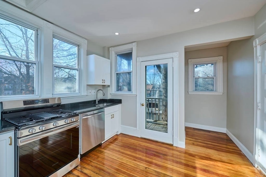 27 Ellery St, Unit 3 in Cambridge, MA - Building Photo