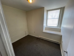 41 Academy St in Amsterdam, NY - Foto de edificio - Building Photo