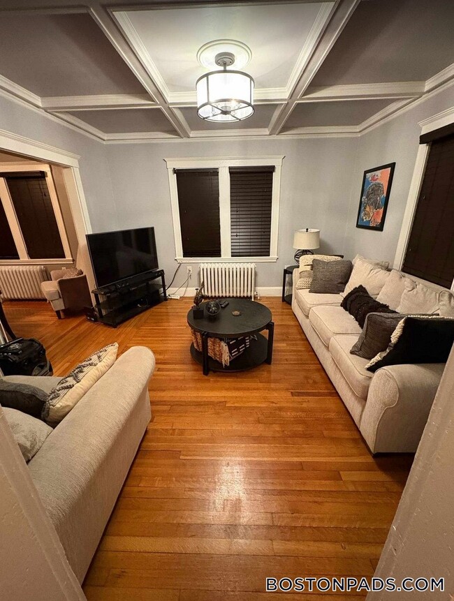 property at 8 Hallowell St