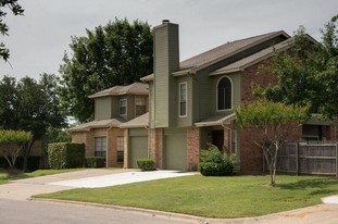 WATERBURY PLACE Apartments